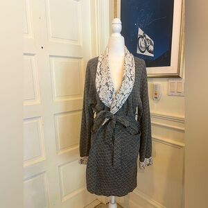 EUC Dolan Gray Lace Trim Robe Sz s/xs